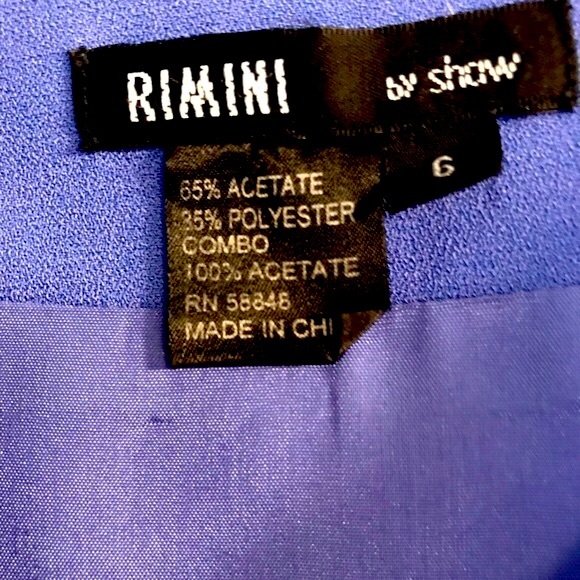 Remini Suit, Size 6 - Picture 12 of 13